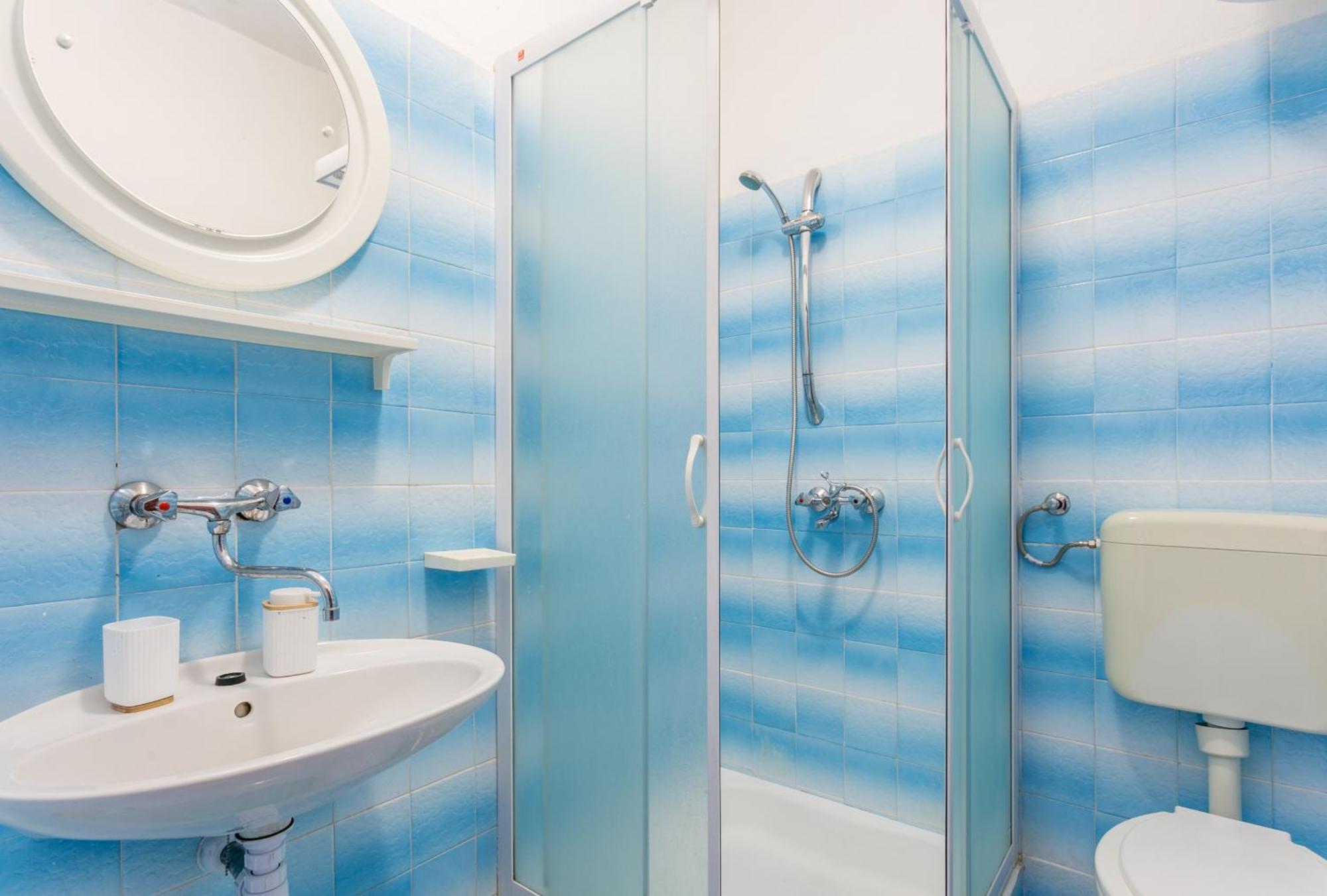 Double Room Supetar 5658D Екстериор снимка